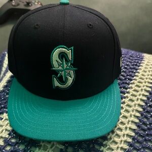 Navy and Teal Baseball Cap Seattle mariners fitted hat size 7 new era